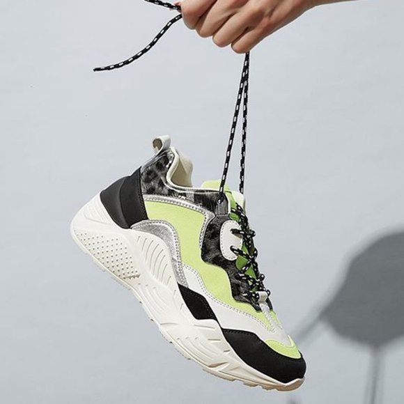 STEVE MADDEN Lace Up Chunky Sneakers - Picture 3 of 7